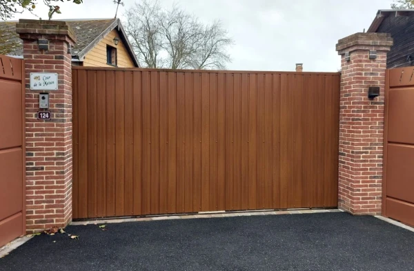 Tôle de Bardage Vario Chêne Doré 3D - 22